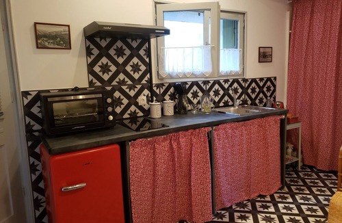 Camps-sur-l'Agly House | Lovely, quiet studio.