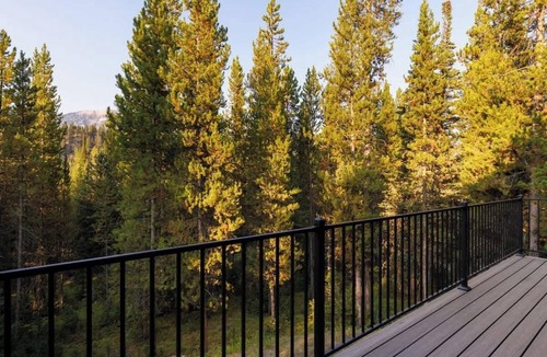 Spanish Peaks House | Lovely renovated home w/hot tub & stunning views