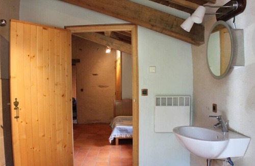 Bessay Hotel | Lovely Riverside Cottage in South Vendee