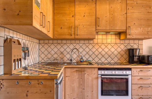 Aspiran Apartment | Lovely Riverside Studio with shared pool and private terrace