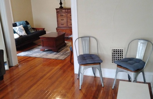 Westside Apartment | Lovely room for rent in the historical TippHill area