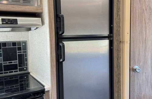 Nine Mile Falls House | Lovely RV with Best Views in Spokane