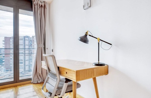 Les Tres Torres Apartment | Lovely Sant Gervasi-Galvany del Poblenou 2BR w/Balcony, by Blueground
