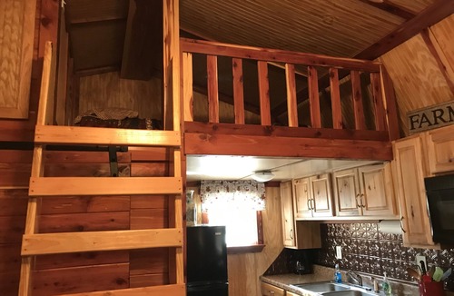 Hughes County Cabin | Lovely secluded cabin #1