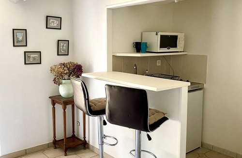 Noyal-sur-Vilaine Apartment | Lovely self-contained studio in country gite