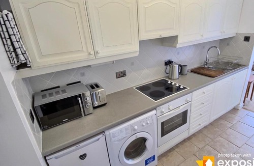 Callington Apartment | Lovely self contained annex.