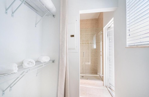 Ludlam Apartment | Lovely Stay.