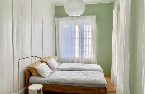 Thun Apartment | Lovely studio in a villa from 18th century