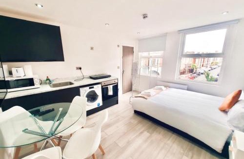 Tooting Apartment | Lovely Studio in Central London - 5