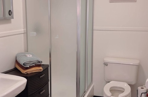 Montrose Apartment | Lovely studio in charming Montrose! Pet Friendly! Close to interstate exit!