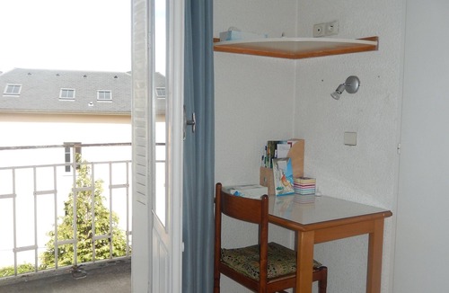 Aix-les-Bains City Center Apartment | Lovely studio in the center of town 2 balconies