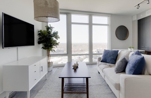 Tysons Apartment | Lovely Studio in Tysons, Parking + Pet-Friendly