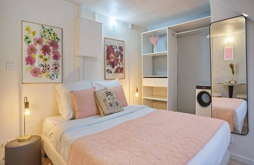 Gaillon Apartment | Lovely Studio place Vendôme Opera