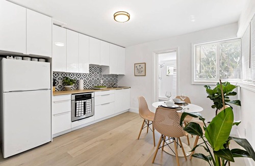 Lake Ridge Apartment | Lovely Studio With Great Location Free Parking