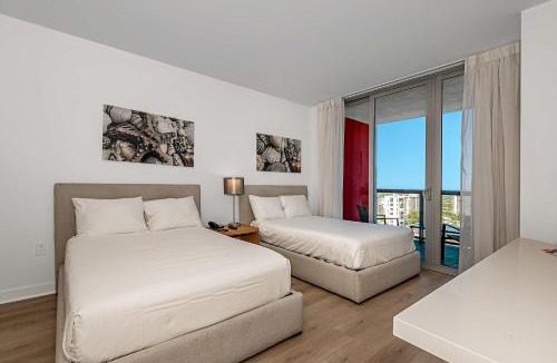Hallandale Beach Hotel | Lovely Studio with Amazing Views