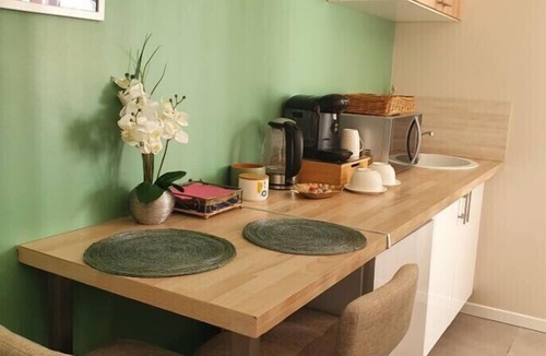 Auterive House | Lovely suite with spa and private sauna
