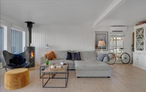 Hillerod House | Lovely Summer House By Arresø