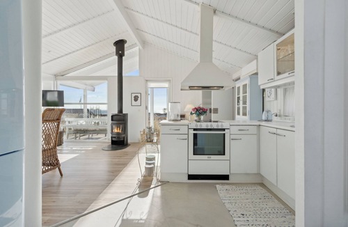 Grønninghoved Strand House | Lovely summer house with sea view