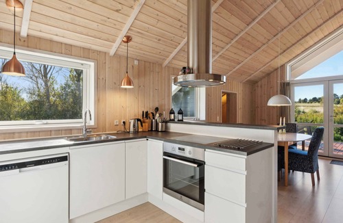 Vejby House | Lovely summer house with Spa close to the beach