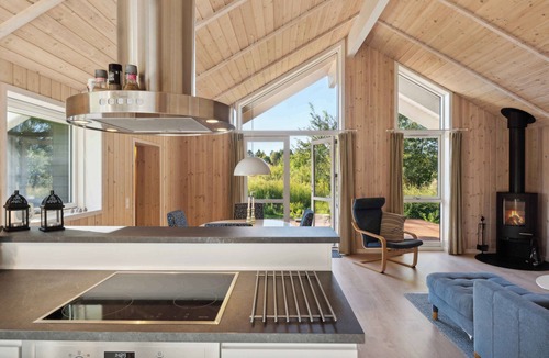Vejby House | Lovely summer house with Spa close to the beach