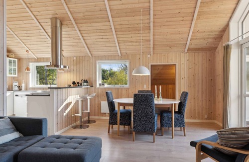 Vejby House | Lovely summer house with Spa close to the beach