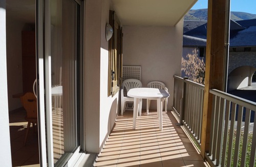 Vielle-Aure Apartment | Lovely T2 * apartment in prestigious residence (heated indoor pool, balcony, Wifi)