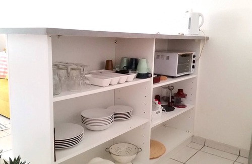 Carcassonne Apartment | Lovely T2 with pool-near city and transport