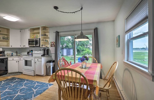 Gloucester House | Lovely 'The Buoys Cottage' on Annisquam River!