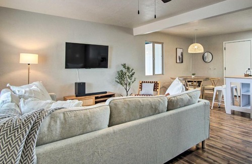 Arroyo Chico House | Lovely Tucson Home ~ Walk to Reid Park Zoo!
