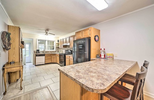 Florence Park House | Lovely Tulsa Home: Steps to Park, 5 Mi to Downtown