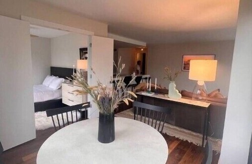 Near North Side Cabin | Lovely Two Bedroom Condo w/Pooln