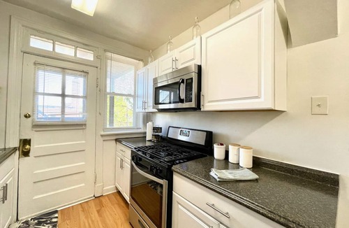 St. Louis Apartment | Lovely Unit in STL Central!