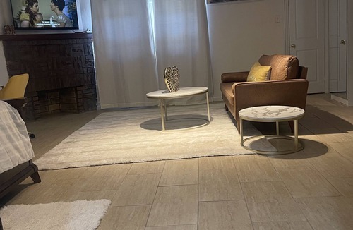 Rochdale Apartment | Lovely unit W Washer & dryer/garage. 10 min to JFK