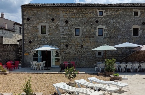 Grospierres Apartment | Lovely vacation home Gite eglantier