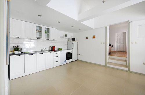 Benkovac Villa | Lovely villa Mandarin, private pool, 2 bedrooms, large garden, national parks