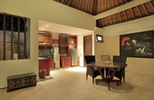 Mangsit Villa | Lovely Villa with a private pool