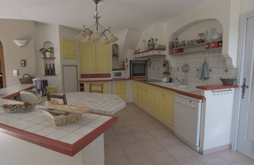 Aubais House | Lovely Villa with Large Pool, Perfect for Families
