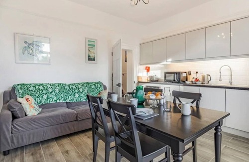 Torquay Villa | Lovely Villa1king 2 double 4 single 1 bunk beds