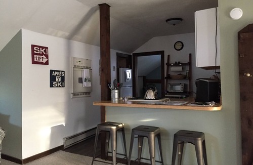 Richmond Apartment | Lovely Village Barn Apartment