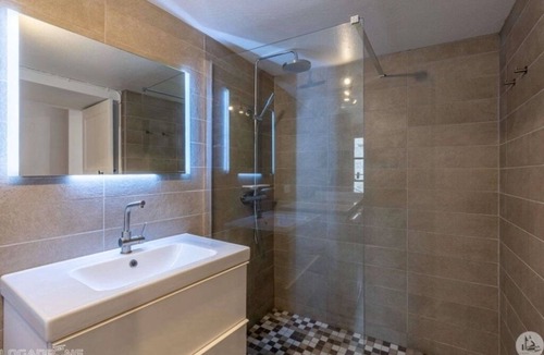 Monflanquin House | Lovely Village House with Great Light and Fantastic Views