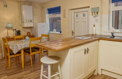Sutton-on-Sea House | Lovely & Welcoming Home | Walk to Beach | Parking