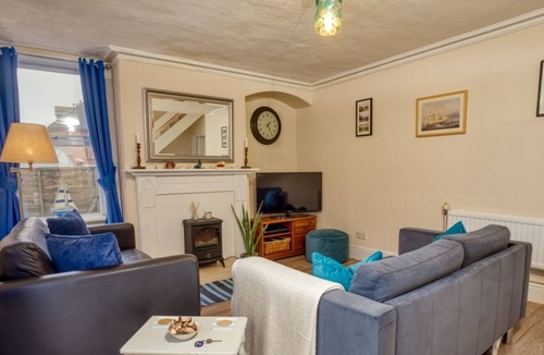 Sutton-on-Sea House | Lovely & Welcoming Home | Walk to Beach | Parking
