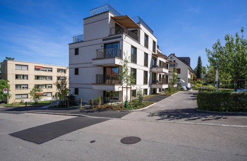 Wiedikon Apartment | Lovely Wiedikon Studio w/Storage & W/D, nr Transport, by Blueground
