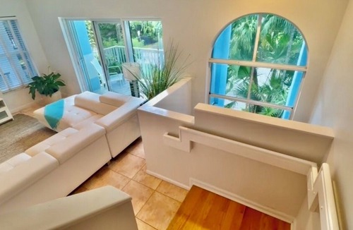 North Beach House | Lovely Winter Vacation RentalnSteps to Beach and Broadwalk