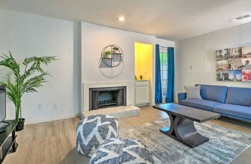 Northeast Dallas Apartment | Lover's Condo || Few miles away from Lake