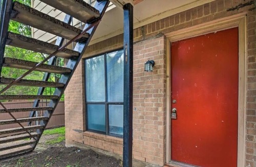 Northeast Dallas Apartment | Lover's Condo || Few miles away from Lake