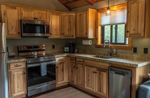 Driggs Cabin | Lover's Lane Cabin for Two