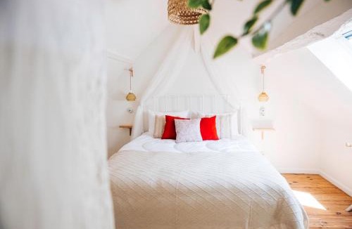 Moulins-la-Marche House | Loveroom Du Perche : maison avec balnéo