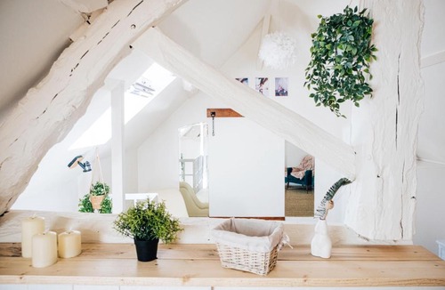 Moulins-la-Marche House | Loveroom Du Perche : maison avec balnéo