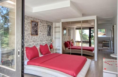 Saint-Prix Apartment | Loveroom romantique avec terrasse et sauna
